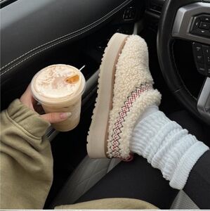 UGG tazz braid slippers in natural